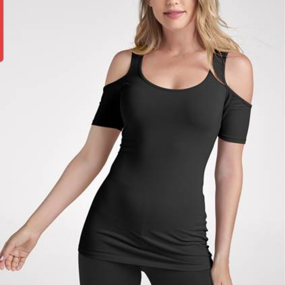 NWT Venus black cold shoulder long t-shirt size medium